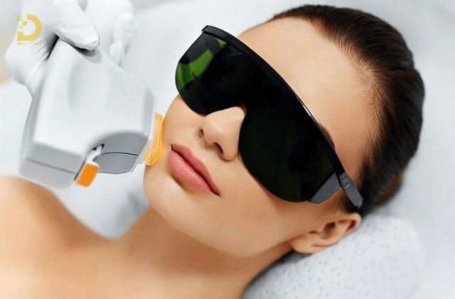 Phòng Khám Điều Trị Tàn Nhang, Đồi Mồi Ở HCM Uy Tín 12 tri tan nhang doi moi 7