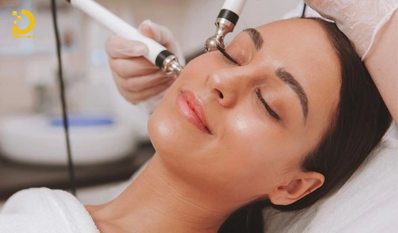 Thâm Mụn Có Tự Hết Không? Cách Phòng Ngừa Và Điều Trị Hiệu Quả 19 Điều trị thâm mụn bằng công nghệ điện di vitamin C