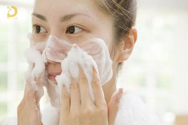 Mụn Nang Là Gì? Nguyên Nhân Và Cách Điều Trị Hiệu Quả 9 mun nang 3