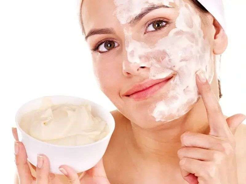 Phòng Khám Điều Trị Thâm Lưng - Cổ Ở HCM An Toàn 7 Sáng da với sữa chua không đường