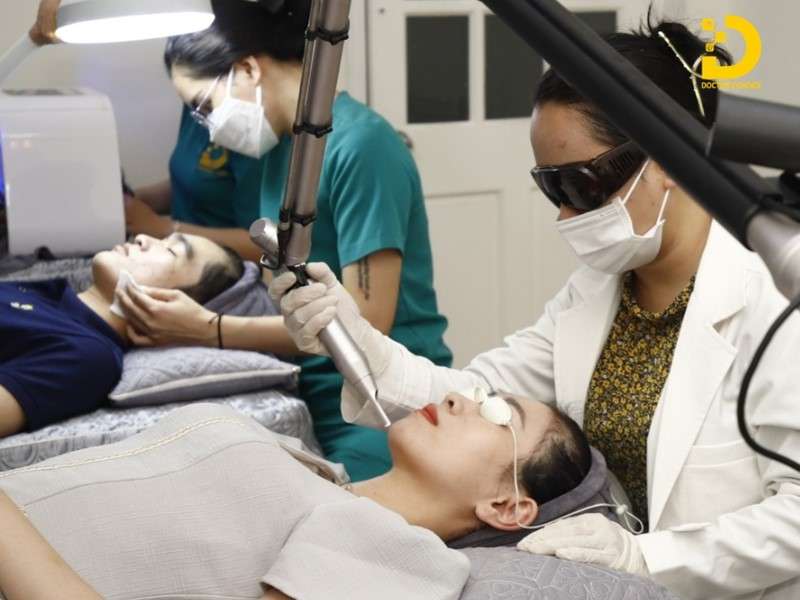 Sẹo Đáy Vuông: Đặc Điểm, Nguyên Nhân & Cách Điều Trị Hiệu Quả Nhất 11 Lưu ý khi điều trị sẹo đáy vuông