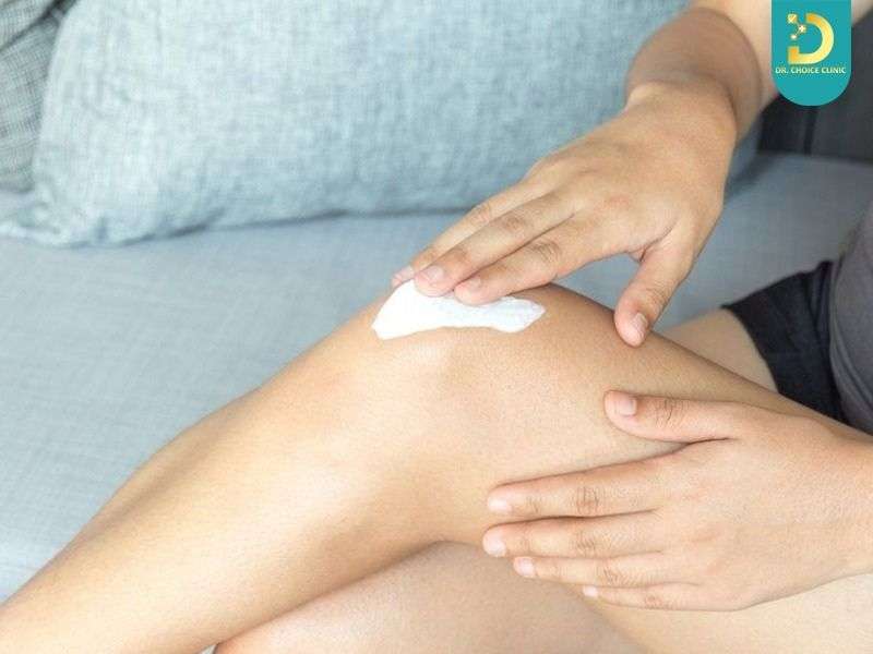 Top Cách Trị Thâm Đầu Gối, Khuỷu Tay, Mắt Cá Hiệu Quả Tại Nhà 18 Bỏ qua dưỡng ẩm và chống nắng cho vùng da khớp
