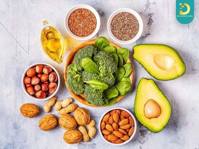 Chế Độ Ăn Cho Người Bị Mụn: Nên Ăn Gì & Kiêng Gì Để Da Nhanh Phục Hồi? 16 Nhóm thực phẩm giúp giảm viêm và kiểm soát bã nhờn