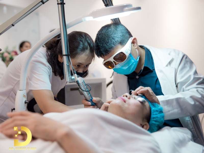 Nám Nội Tiết Là Gì? Nguyên Nhân, Cách Điều Trị & Phòng Ngừa 13 Công nghệ laser trong điều trị nám nội tiết hoạt động như thế nào?